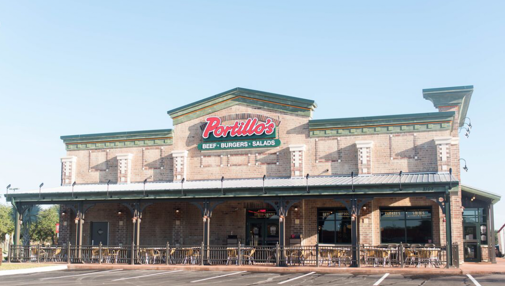 Portillos-Tampa-1 Tasting Chicago Wieners at Portillo's Tampa Florida